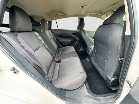 Used 2024 Subaru Crosstrek 2.0i Premium AWD/4WD image 33