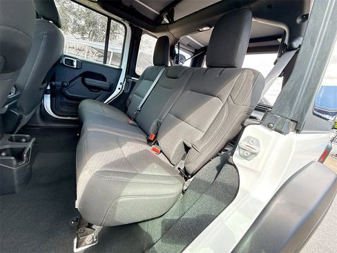 Used 2023 Jeep Wrangler Sport image 27