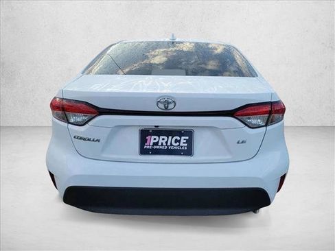 Used 2024 Toyota Corolla LE FWD image 6