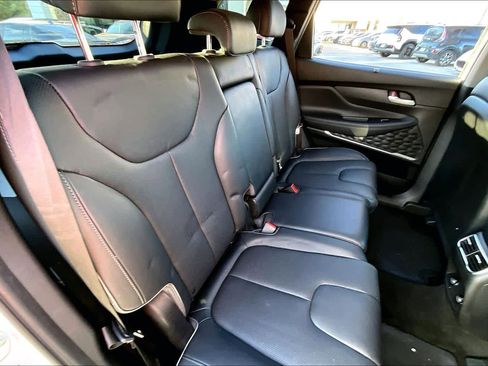 Used 2022 Hyundai Santa Fe SEL w/ Convenience + Premium Package image 18