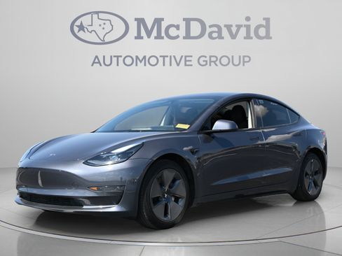 Used 2023 Tesla Model 3 Standard Range RWD image 2