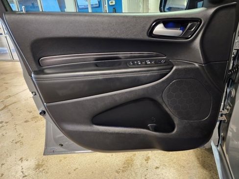 Used 2022 Dodge Durango SXT w/ Blacktop Package image 10