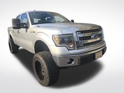 Used 2013 Ford F150 XLT w/ XLT Chrome Pkg image 7