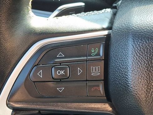 Used 2022 Jeep Grand Cherokee Altitude AWD/4WD image 21