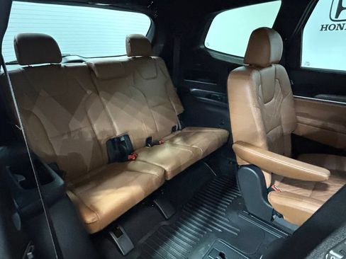 Used 2025 Kia Telluride EX X-Line AWD/4WD image 33