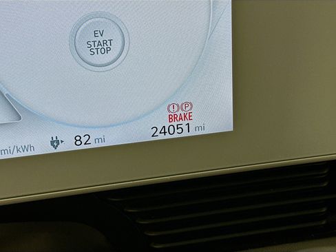 Used 2024 Hyundai Ioniq 5 SEL RWD image 19