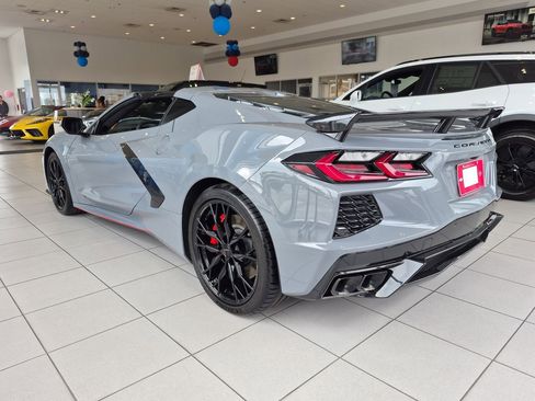 Used 2025 Chevrolet Corvette Stingray Preferred Cpe w/ Z51 Performance Package RWD image 6
