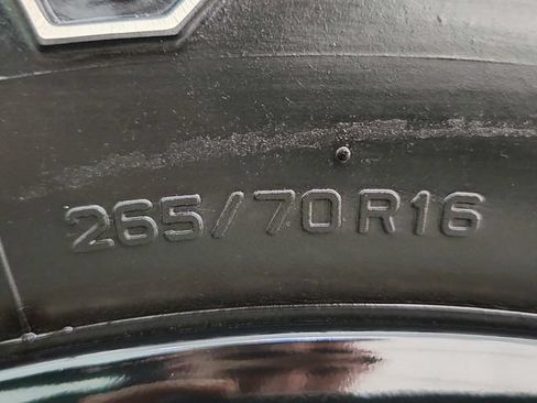 Used 2018 Nissan Frontier SV AWD/4WD image 32