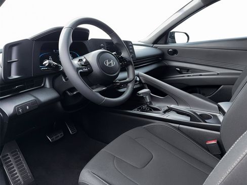 New 2026 Hyundai Elantra Sport FWD image 33