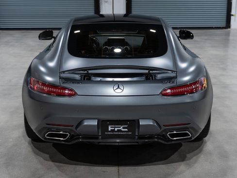 Used 2018 Mercedes-Benz AMG GT S image 5