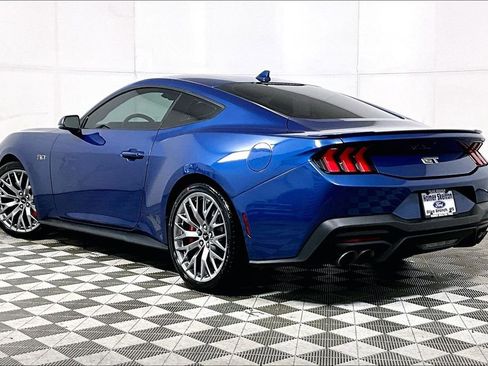 Used 2024 Ford Mustang GT Premium image 11