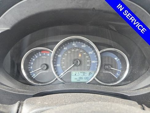 Used 2016 Toyota Corolla LE FWD image 3