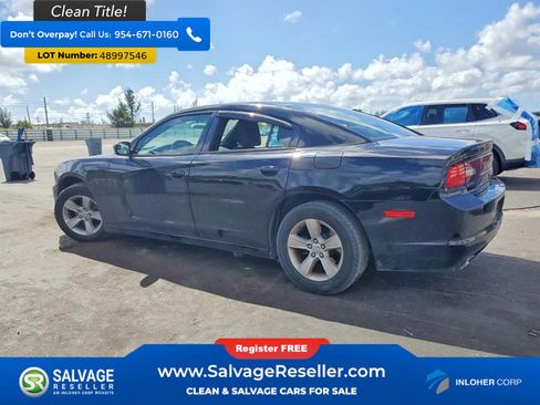 Used 2012 Dodge Charger SE RWD image 3