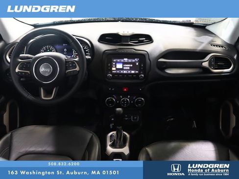 Used 2016 Jeep Renegade Limited image 13