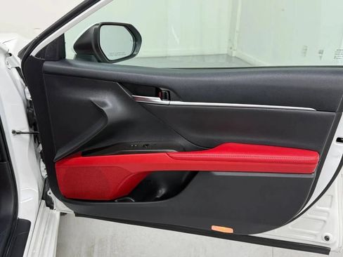 Used 2021 Toyota Camry XSE w/ Navigation Upgrade Package FWD image 17