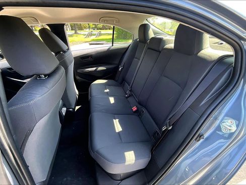 Used 2025 Toyota Corolla LE w/ LE Premium Package image 18