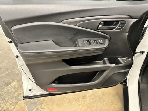 Used 2022 Honda Passport TrailSport image 17