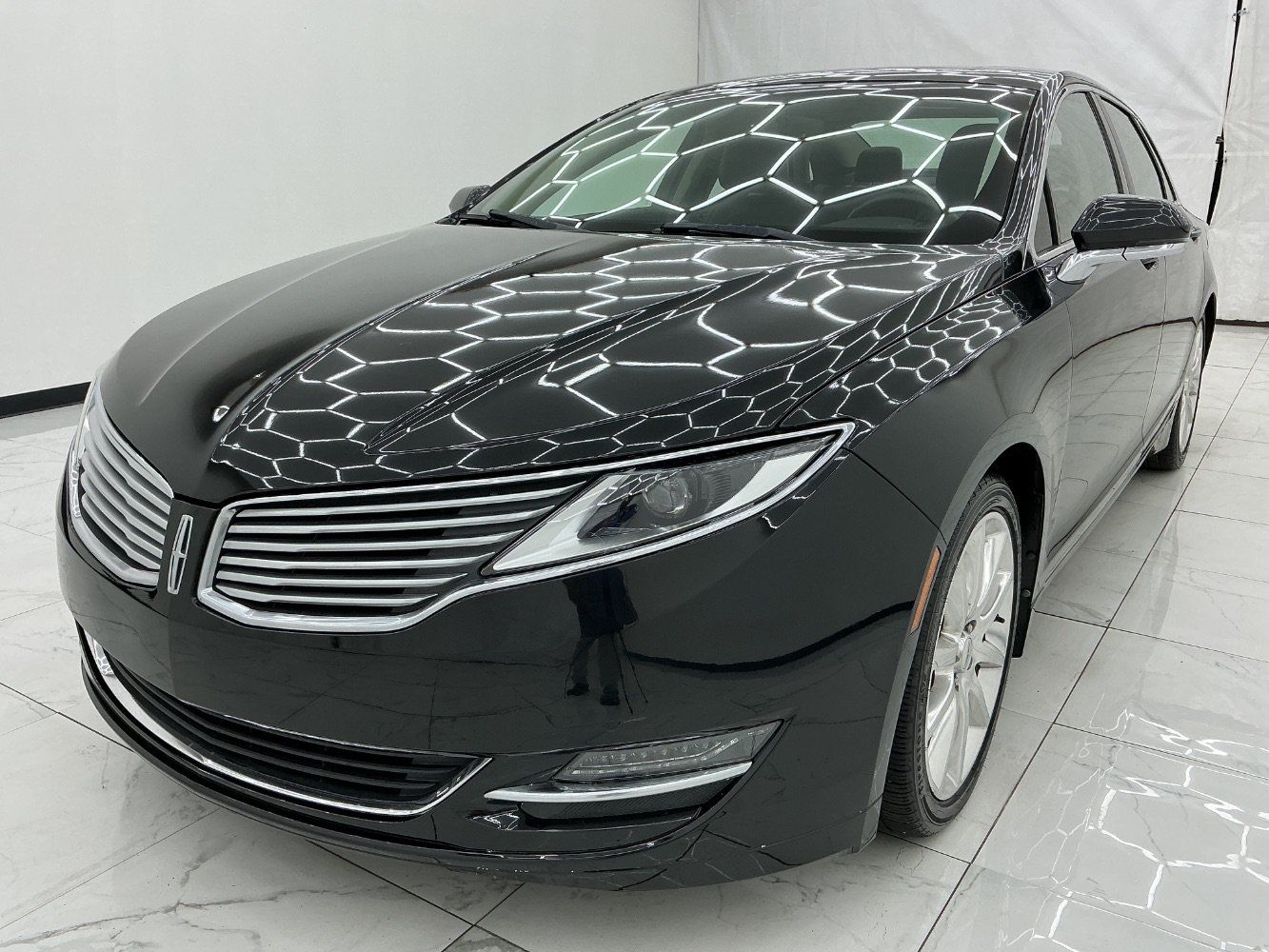 Used 2014 Lincoln MKZ AWD w/ Equipment Group 102A Reserve image 1