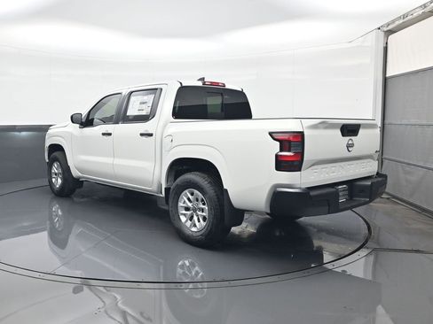 New 2026 Nissan Frontier S image 5