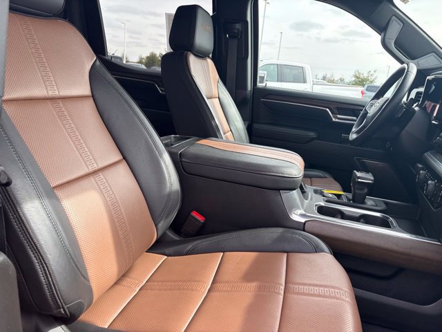 Used 2026 Chevrolet Silverado 1500 High Country w/ High Country Premium Package AWD/4WD image 25