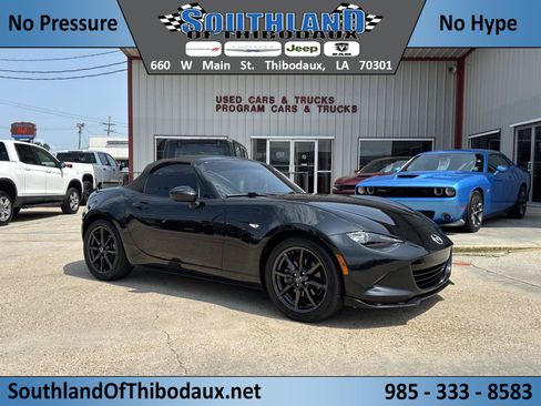 Used 2016 MAZDA MX-5 Miata Club RWD image 1