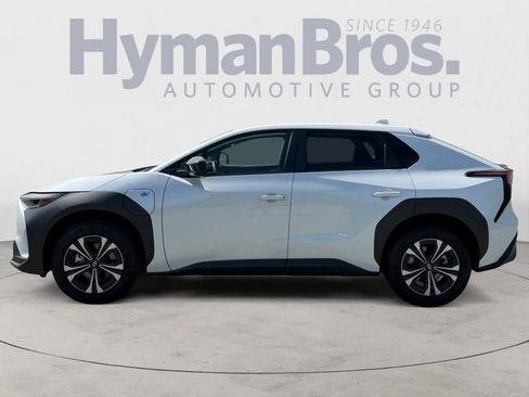 Used 2023 Subaru Solterra AWD image 7