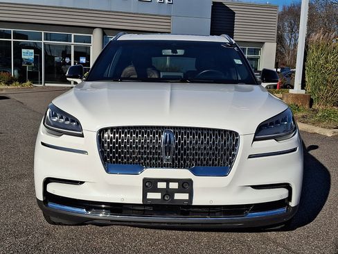Used 2023 Lincoln Aviator Reserve w/ Equipment Group 201A image 3