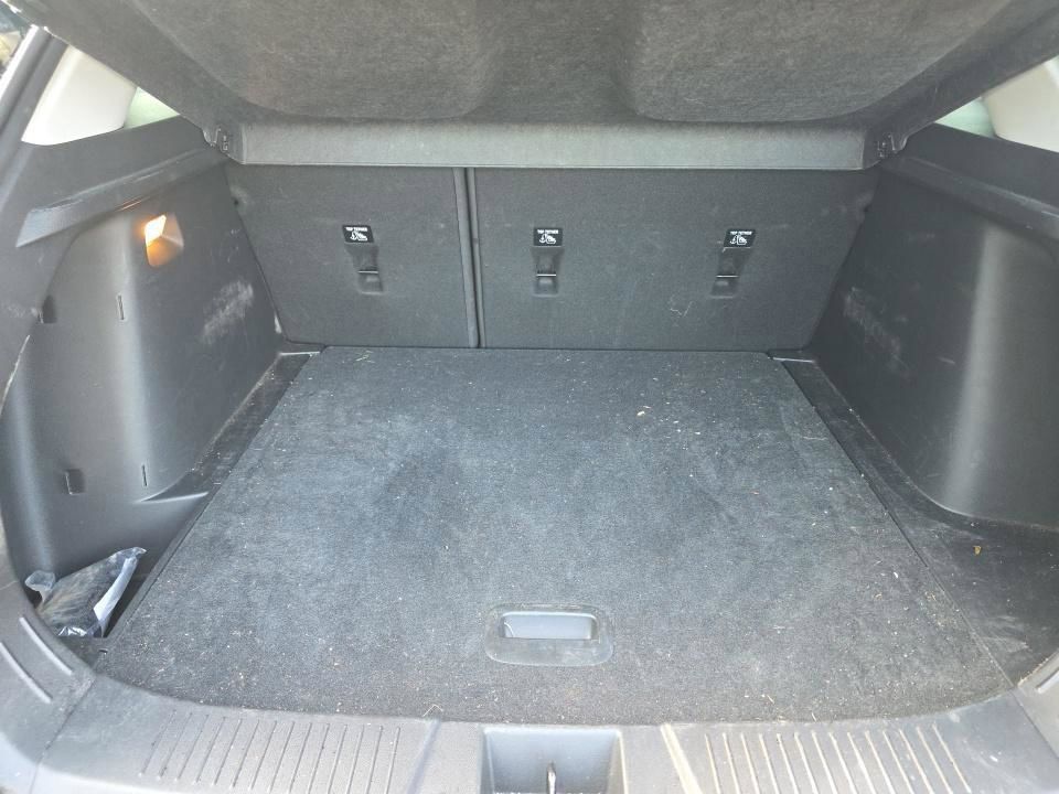 Used 2024 Chevrolet Trax LT w/ Sunroof Package FWD image 6