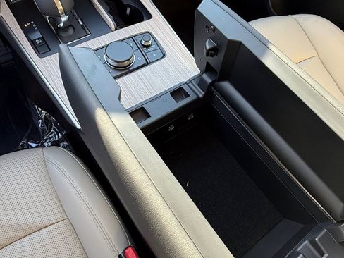 New 2026 MAZDA CX-70 3.3 Turbo w/ Preferred Package image 28