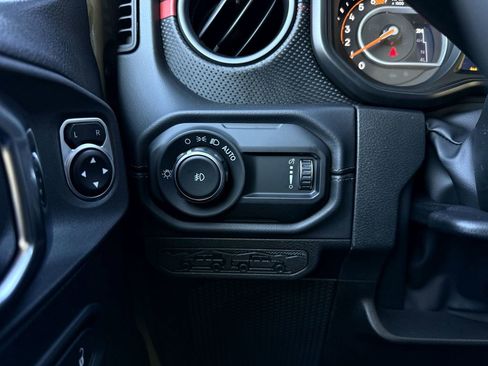 New 2026 Jeep Wrangler Unlimited Rubicon w/ Safety Group image 14