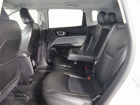 Used 2022 Jeep Compass Limited image 44