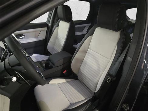 New 2026 Land Rover Discovery Sport Landmark AWD/4WD image 13