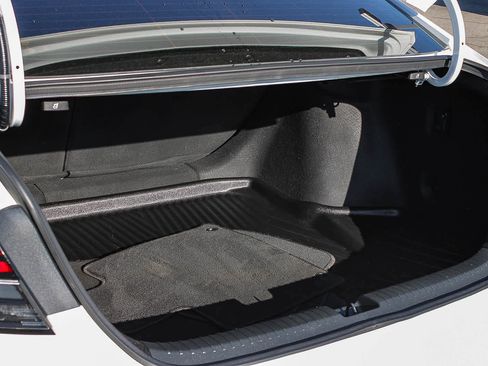 Certified 2024 Honda Accord Touring image 25