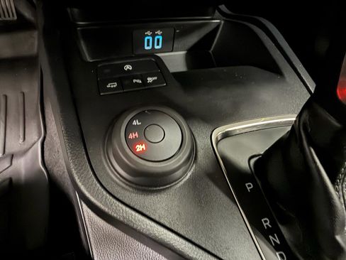 Used 2019 Ford Ranger XLT w/ Equipment Group 302A Luxury AWD/4WD image 38