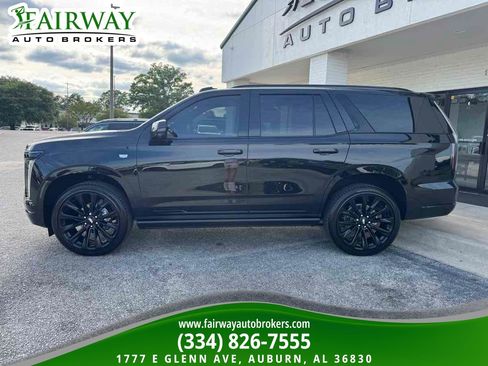 Used 2026 Cadillac Escalade Sport w/ LPO, Floor Liner Package RWD image 9