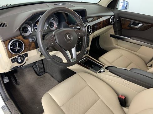 Used 2013 Mercedes-Benz GLK 250 BlueTEC 4MATIC w/ Premium 1 Pkg image 24