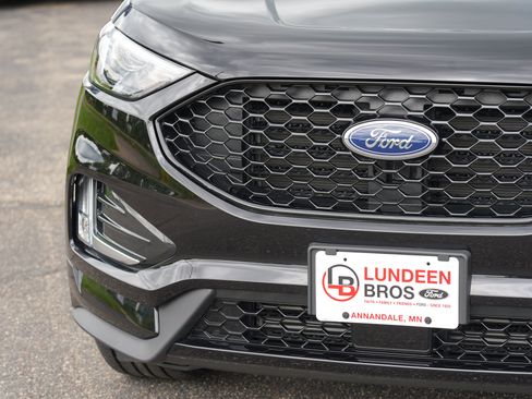 Used 2024 Ford Edge ST-Line AWD/4WD image 11
