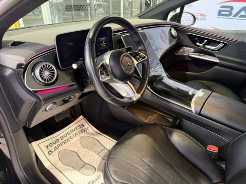 Used 2023 Mercedes-Benz EQE 500 4MATIC Sedan image 35