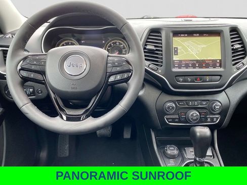 Certified 2023 Jeep Cherokee Altitude Lux w/ Lux Elite Package image 12