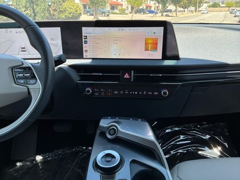 Used 2023 Kia EV6 Wind w/ Wind Technology Package RWD image 15