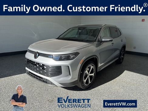 New 2026 Volkswagen Tiguan SE AWD/4WD image 1
