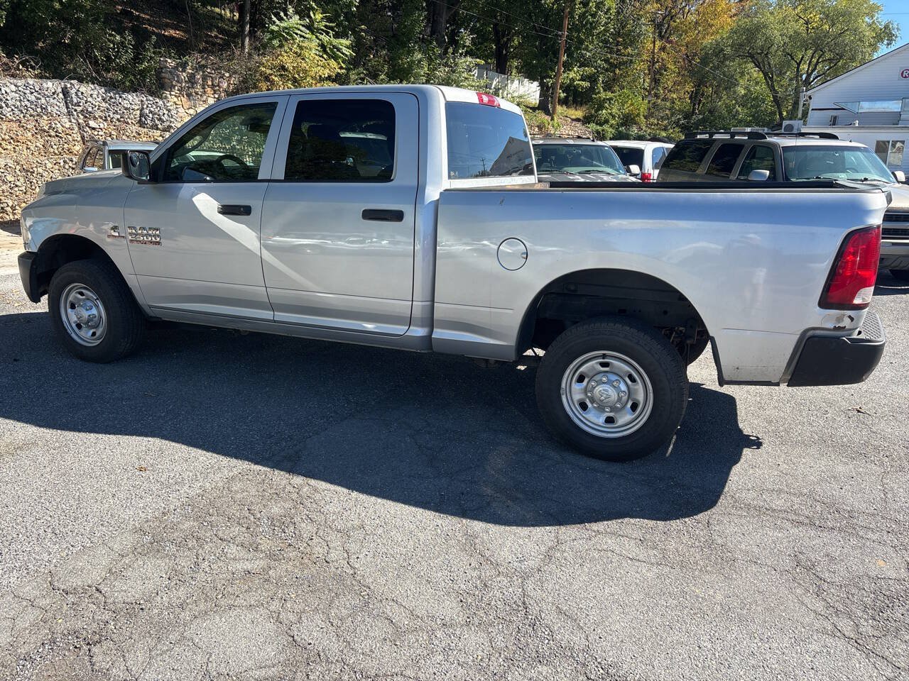 Used 2016 RAM 2500 Tradesman RWD image 10