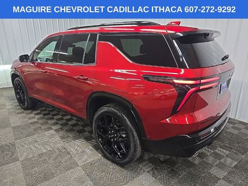 Used 2024 Chevrolet Traverse RS AWD/4WD image 9