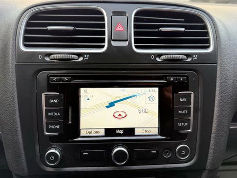 Used 2014 Volkswagen GTI Driver's Edition FWD image 17