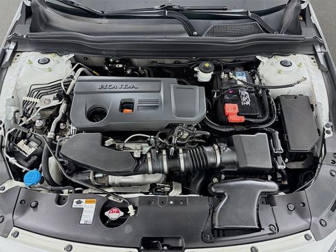 Used 2022 Honda Accord Touring image 31