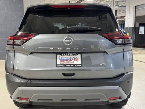 Used 2023 Nissan Rogue S AWD/4WD image 23