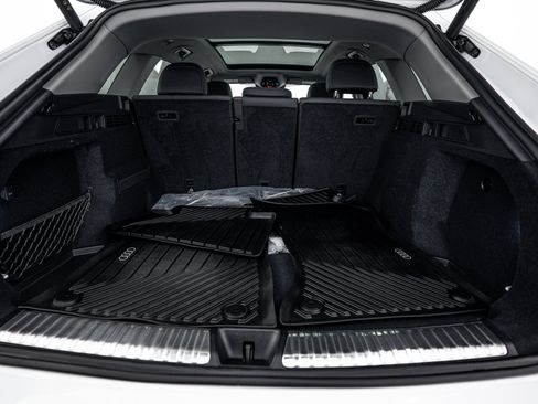 Certified 2025 Audi Q5 Premium w/ Convenience Package image 20