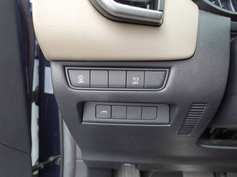 Used 2025 MAZDA CX-50 AWD 2.5 S w/ Premium Package image 19