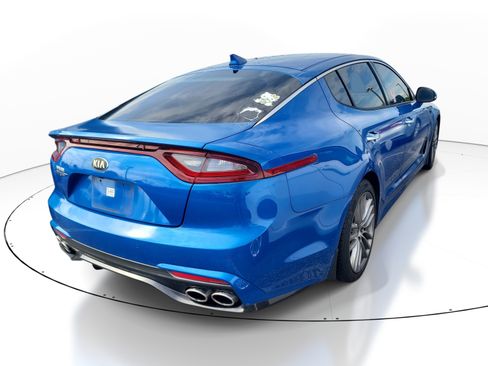 Used 2018 Kia Stinger RWD image 7