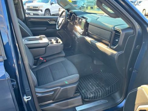 Used 2022 Chevrolet Silverado 1500 LT image 21